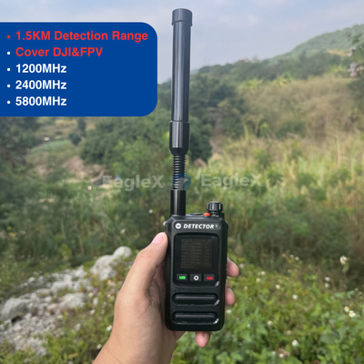 1.5-2KM เครื่องตรวจจับ FPV มือถือ เครื่องตรวจจับ Drone 8001500MHz、24002485MHz、57255850MHz