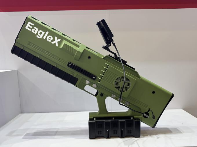 All In One 3KM พกพา Anti Drone Jammer Gun เครื่องตรวจจับการขัดขวางของ UAV มือถือ 0