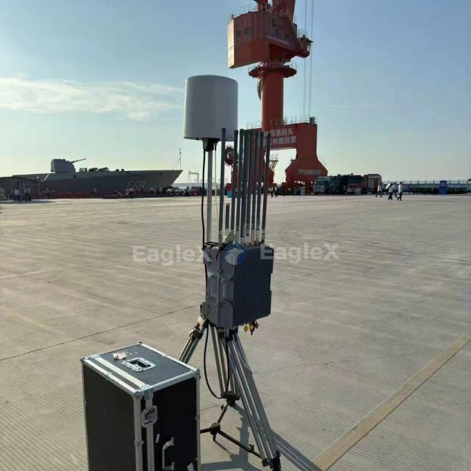 IP66 ระดับการป้องกัน เครื่องตรวจจับ Drone สําหรับการครอบคลุมความถี่ที่กว้างและความแม่นยําสูงในการตรวจสอบวิทยุแบบเปรียบ 0